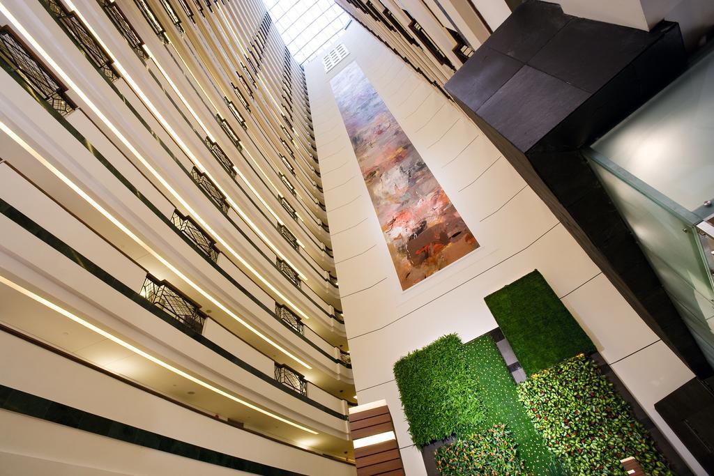 Grand Mercure Shanghai Hongqiao Hotel Exterior photo